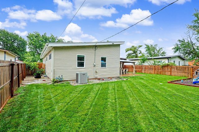 521 S Westview Drive, Derby, KS 67037