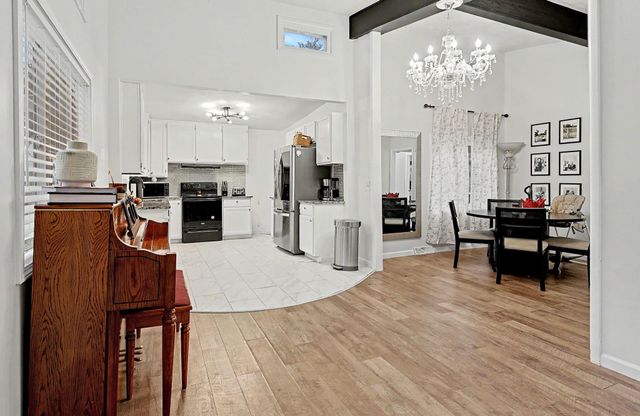 521 S Westview Drive, Derby, KS 67037