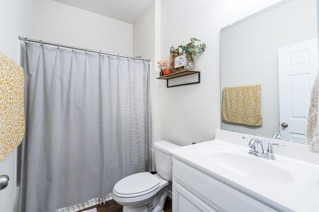4256 Pine Still Road, Conroe, TX 77304