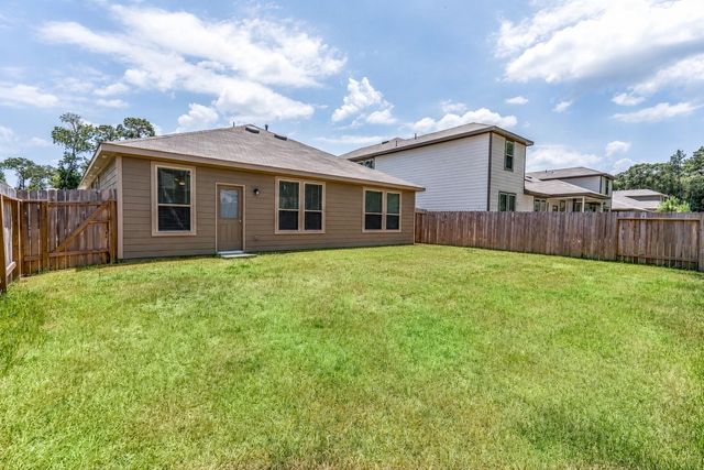 4256 Pine Still Road, Conroe, TX 77304