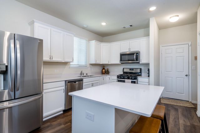 4256 Pine Still Road, Conroe, TX 77304