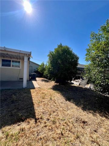 7142 Church, Highland, CA 92346