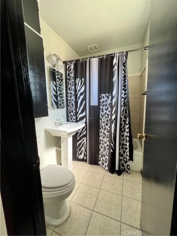 7142 Church, Highland, CA 92346