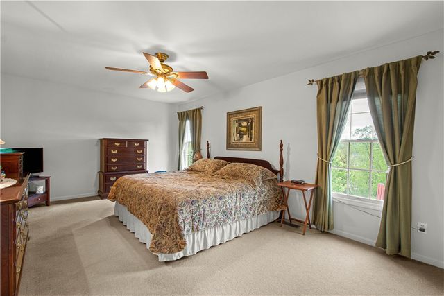 213 Walnut Drive, Nottingham, PA 15330