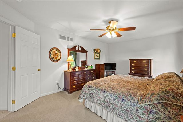 213 Walnut Drive, Nottingham, PA 15330