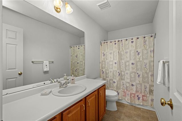 213 Walnut Drive, Nottingham, PA 15330