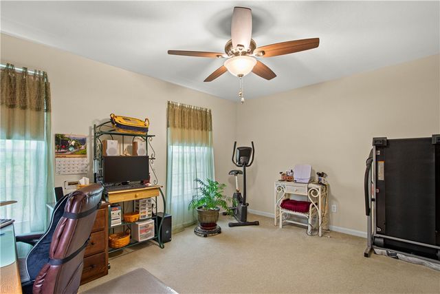 213 Walnut Drive, Nottingham, PA 15330