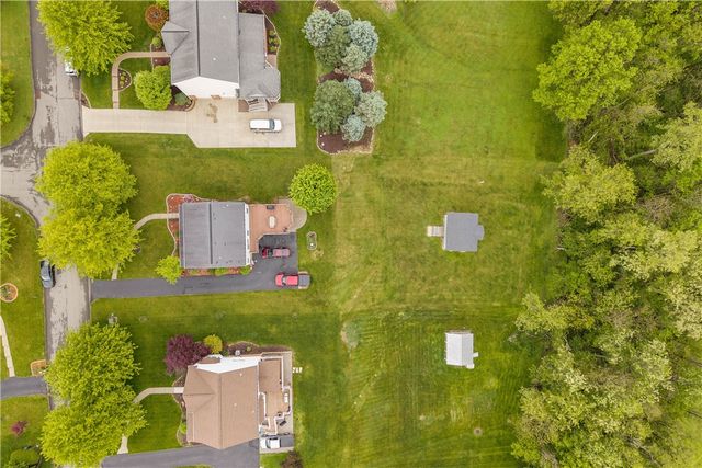 213 Walnut Drive, Nottingham, PA 15330
