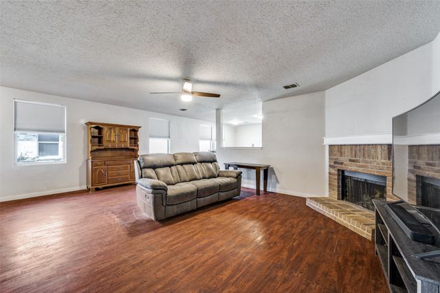 1709 Silverwood Lane, Little Elm, TX 75068