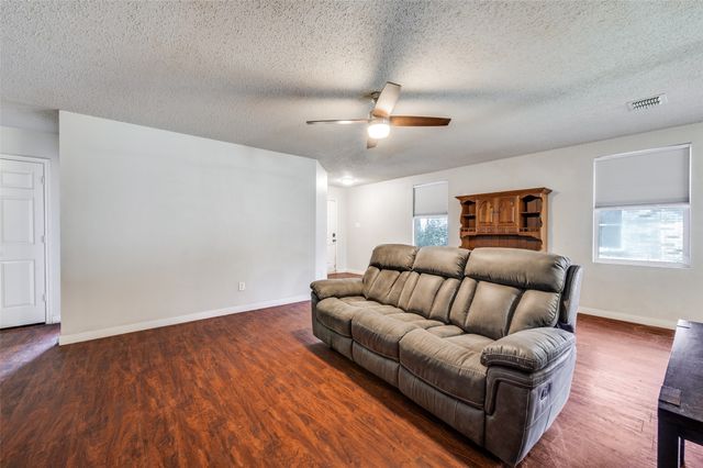 1709 Silverwood Lane, Little Elm, TX 75068