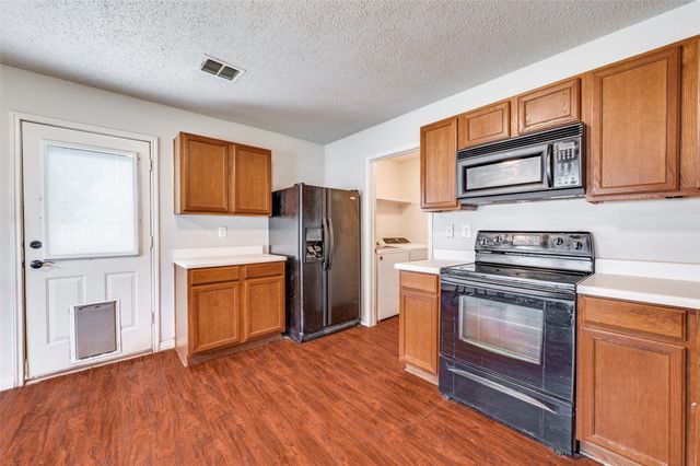 1709 Silverwood Lane, Little Elm, TX 75068