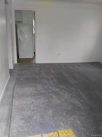 28309 Aberdeen Street, Southfield, MI 48076