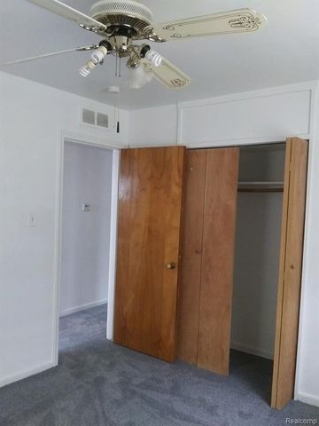 28309 Aberdeen Street, Southfield, MI 48076