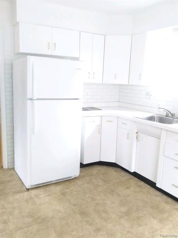 28309 Aberdeen Street, Southfield, MI 48076