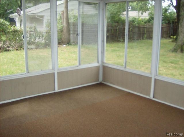 28309 Aberdeen Street, Southfield, MI 48076