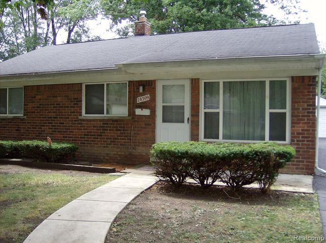 28309 Aberdeen Street, Southfield, MI 48076