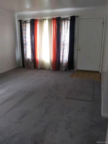 28309 Aberdeen Street, Southfield, MI 48076