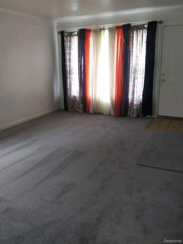 28309 Aberdeen Street, Southfield, MI 48076