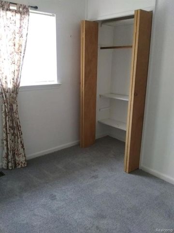 28309 Aberdeen Street, Southfield, MI 48076