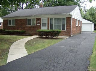 28309 Aberdeen Street, Southfield, MI 48076