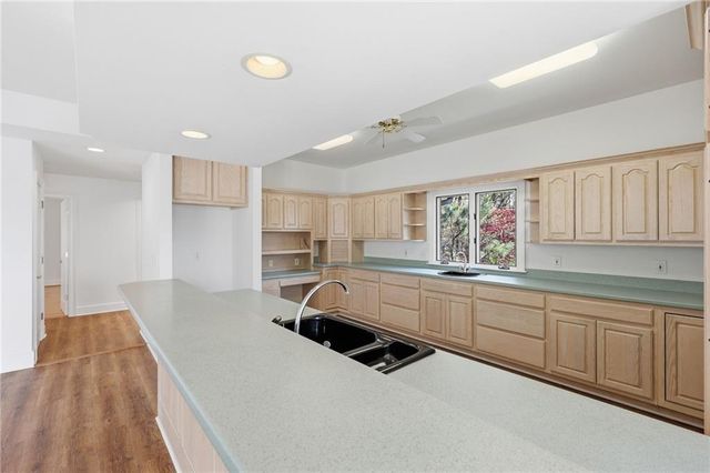 2538 Bridgewater Drive, Gainesville, GA 30506