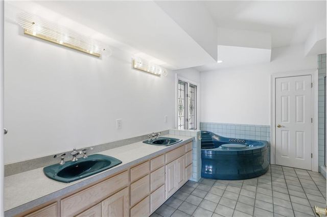 2538 Bridgewater Drive, Gainesville, GA 30506