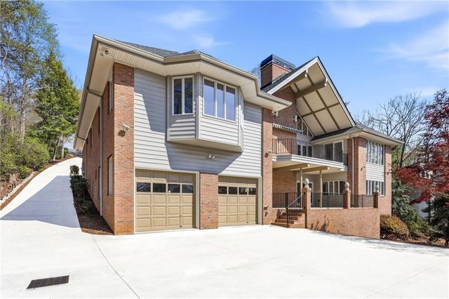 2538 Bridgewater Drive, Gainesville, GA 30506