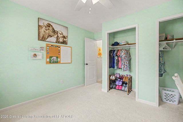 2059 La Mer Lane 17, Haslett, MI 48840