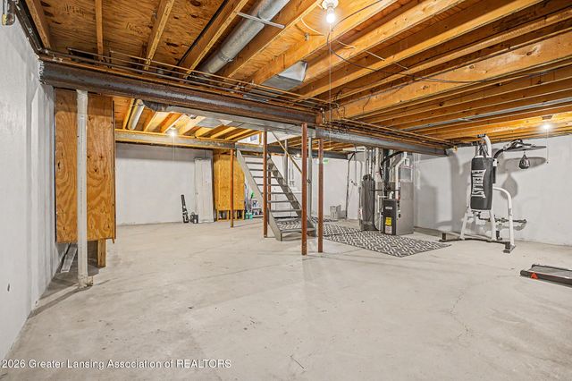 2059 La Mer Lane 17, Haslett, MI 48840