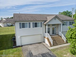 1108 Lake Park Drive, Mundy Township, MI 48439