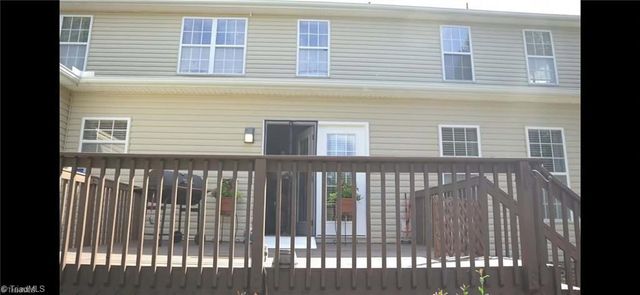 2202 Mclaughlin Drive, Greensboro, NC 27406