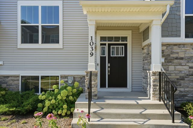 1039 Atterberg Road, South Elgin, IL 60177