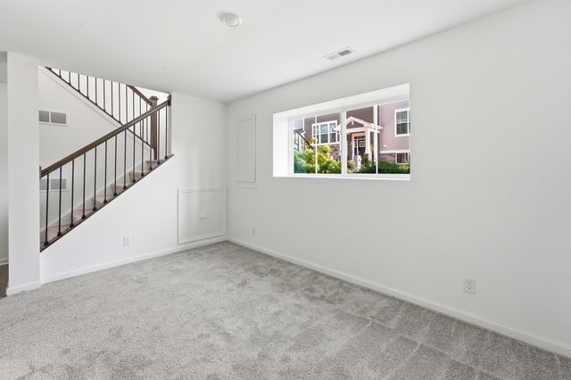 1039 Atterberg Road, South Elgin, IL 60177