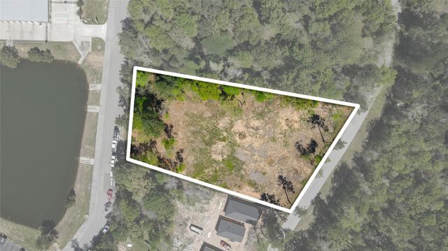 3805 Piney Point Road, Conroe, TX 77301