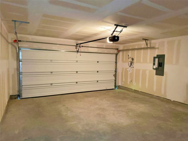 905 Pink Skies Drive, Princeton, TX 75407