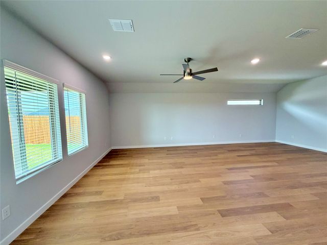 905 Pink Skies Drive, Princeton, TX 75407