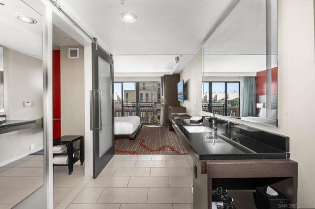 207 5th Avenue 739, San Diego, CA 92101