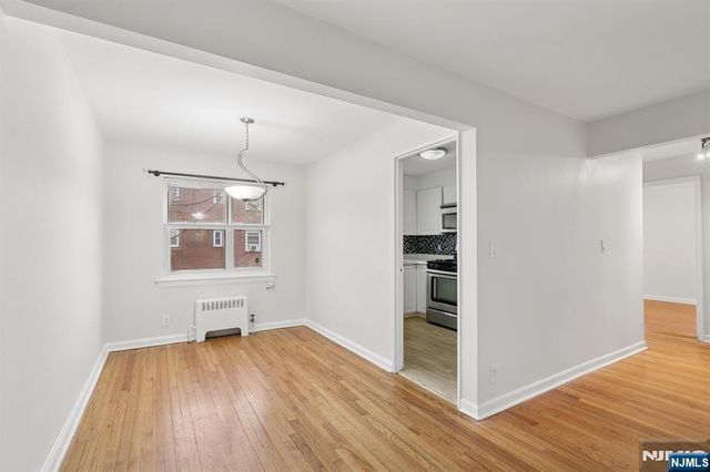 475 Colonial Terrace 5, Hackensack, NJ 07601