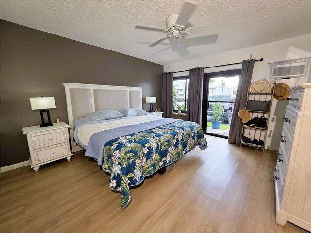 1761 CUPECOY CIRCLE N4, Lutz, FL 33558