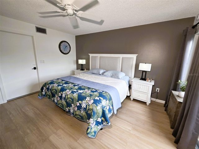 1761 CUPECOY CIRCLE N4, Lutz, FL 33558