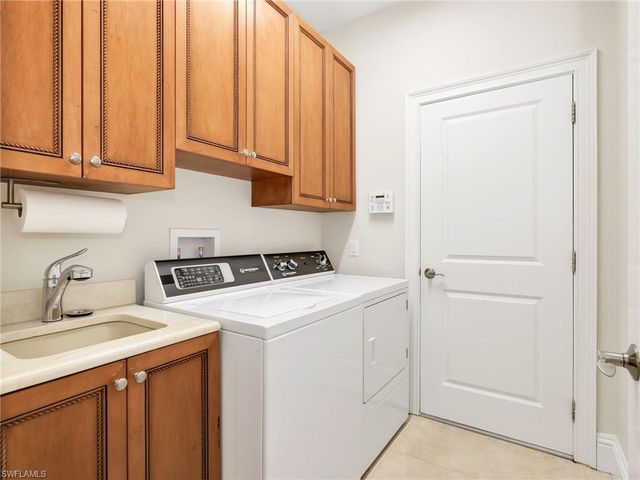 10842 Tiberio DR, Fort Myers, FL 33913