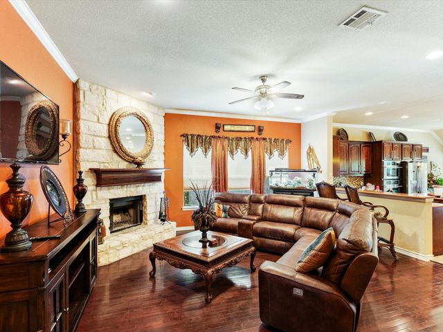 6004 Cedar Glen Court, Grand Prairie, TX 75052