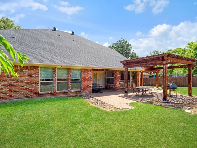 6004 Cedar Glen Court, Grand Prairie, TX 75052
