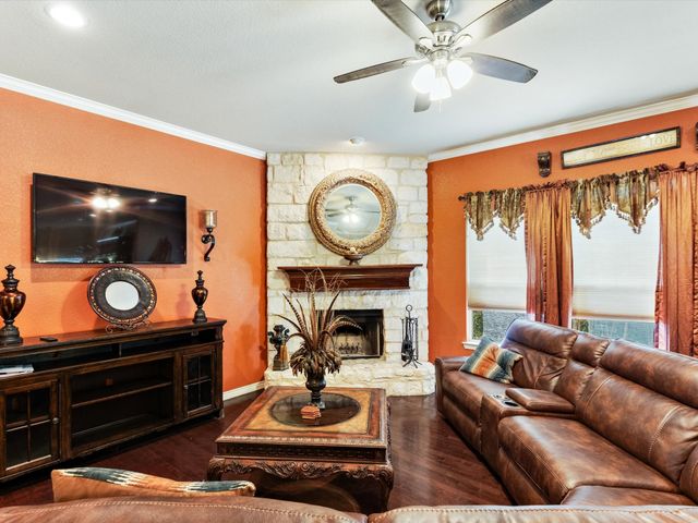 6004 Cedar Glen Court, Grand Prairie, TX 75052