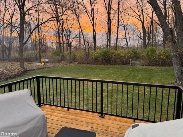 50151 Mile End Drive, Utica, MI 48317