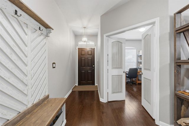 519 River Bluff CIR, Georgetown, TX 78626