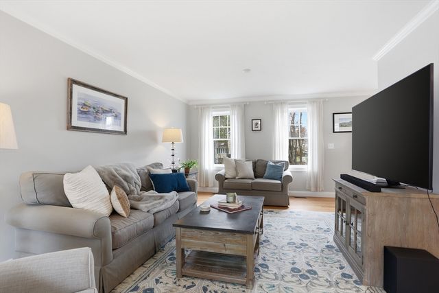 175 Rangeway Road, Billerica, MA 01862