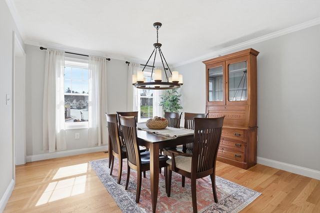 175 Rangeway Road, Billerica, MA 01862