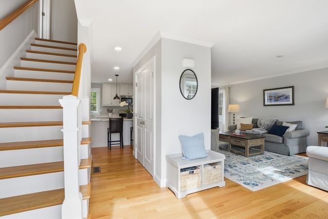 175 Rangeway Road, Billerica, MA 01862