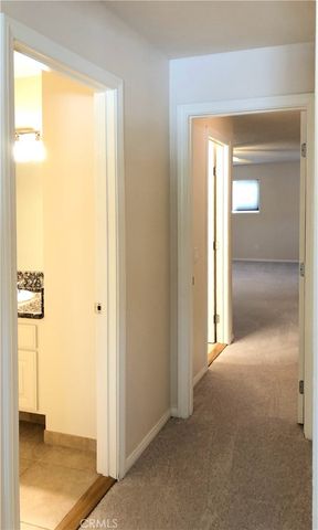 22304 Devonshire Street 4, Chatsworth, CA 91311